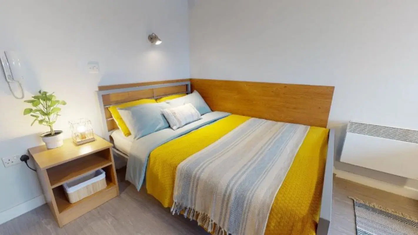 iQ Pavilions, Lincoln – Silver Studio Prem-2627