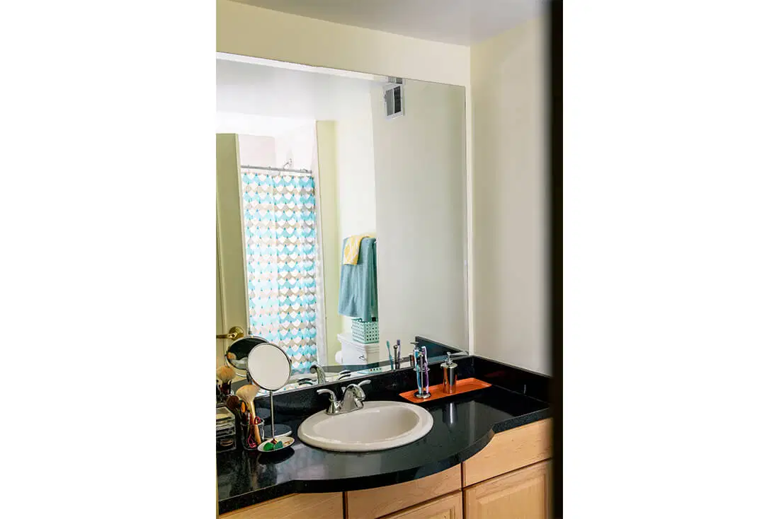 St. George Towers, New York – Bathroom