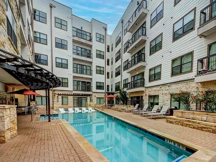 Crest At Pearl, Austin – Amenities