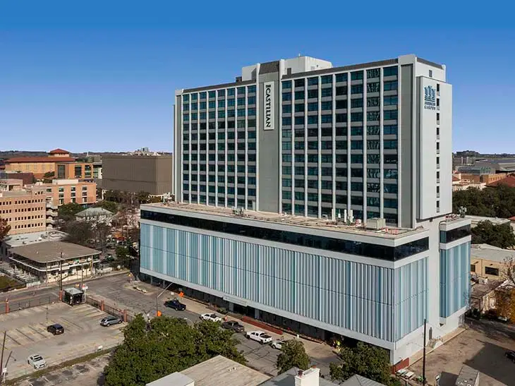 The Castilian, Austin – Exterior