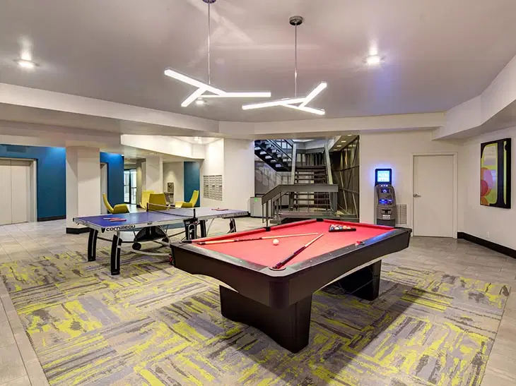 The Tower At Third, Champaign – Amenities