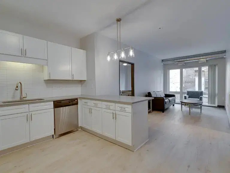 Yugo Minneapolis 412 Lofts, Minneapolis – 2 Bed 2 Bath Plus