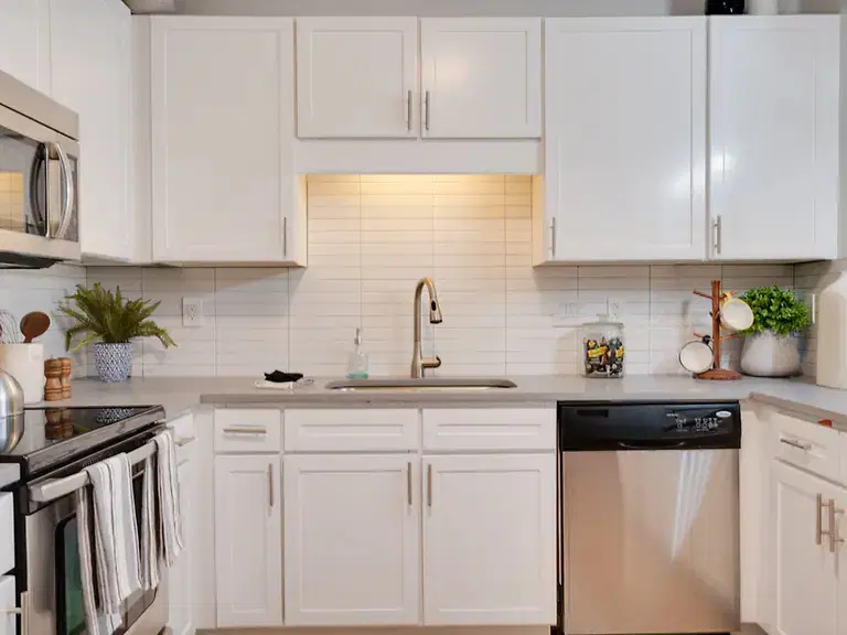 Yugo Minneapolis 412 Lofts, Minneapolis – 2 Bed 2 Bath Deluxe