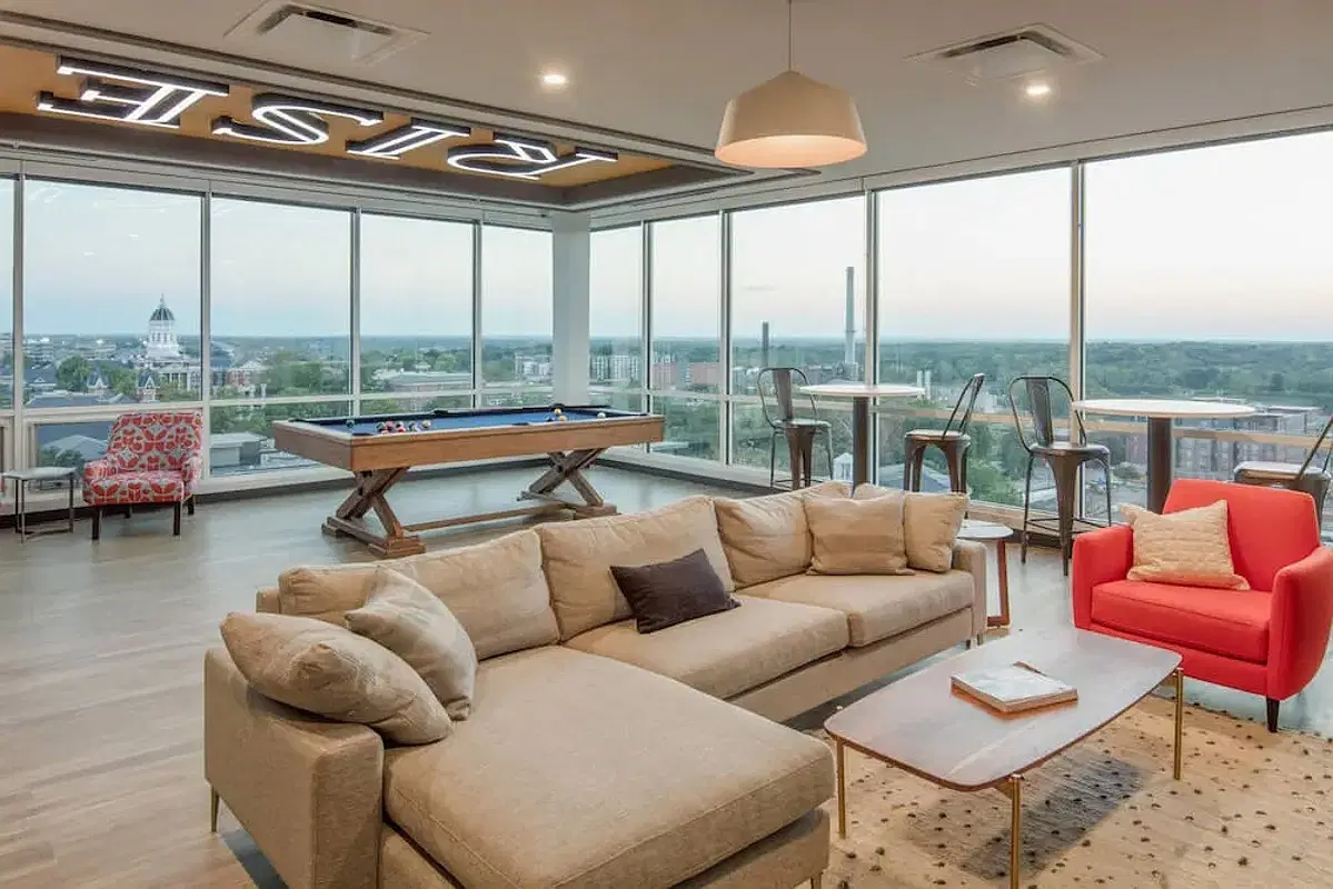 Rise on 9th, Columbia – Common Area