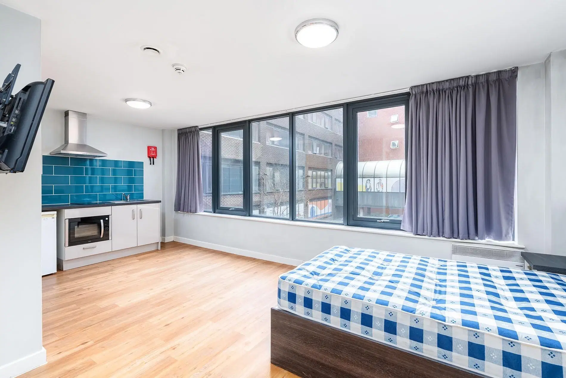 Sovereign House, Sheffield – Premium Studio - Single
