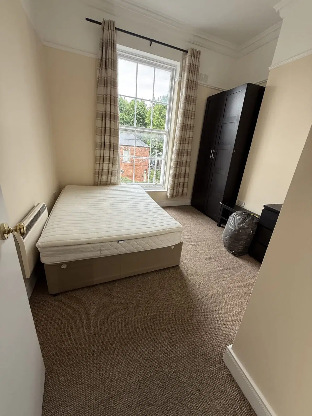 Room in a 2 Bedroom Apartment, Charles Street Great, Mountjoy, Dublin 1 – Double Room
