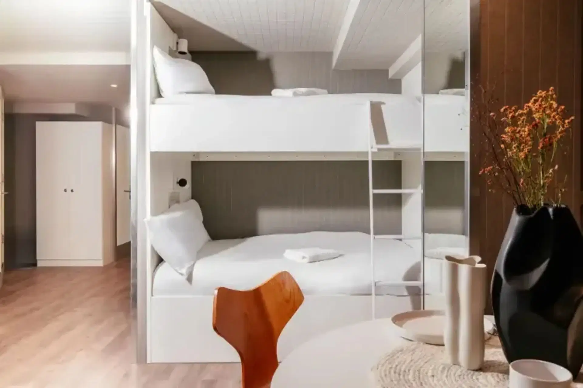 The Stay Club North Acton, London – Suite