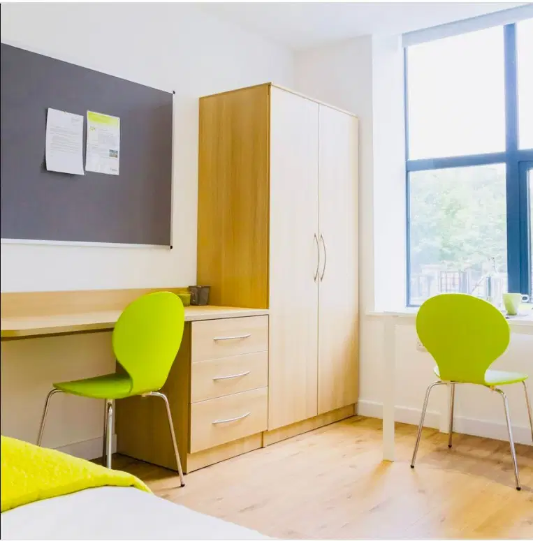Courtyard Block C, Huddersfield – Amenities