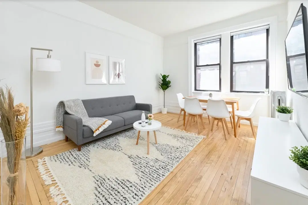 W 139th St, New York – Common Area