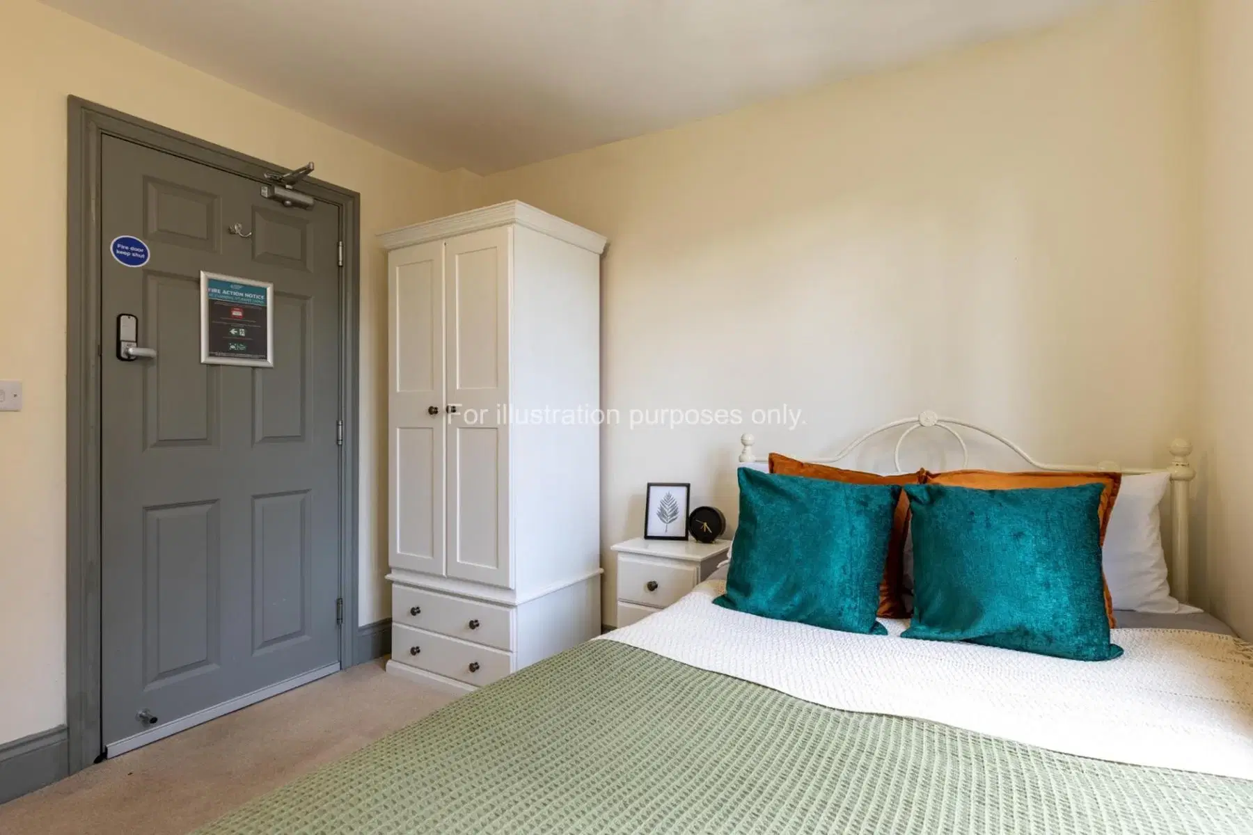 Mary Morris House, Leeds – Silver Plus Room