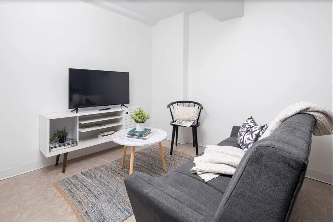 102 Jefferson St, New York – Common Area