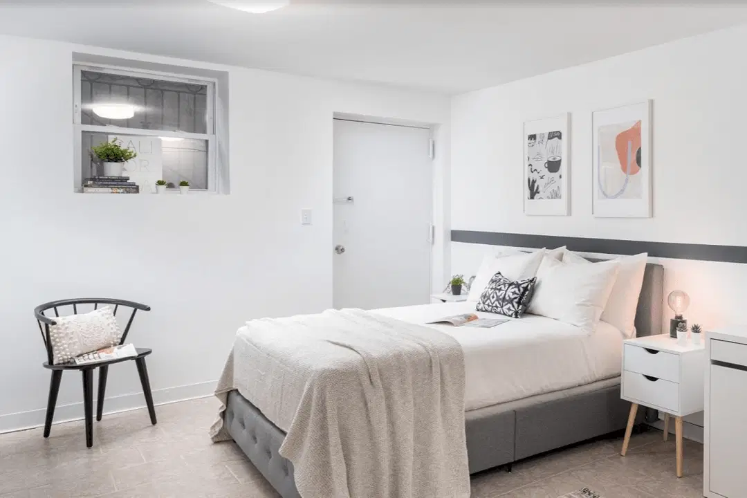 102 Jefferson St, New York – Bedroom