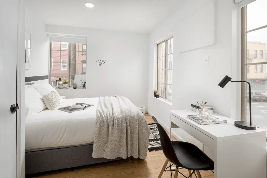 98 Jefferson St, Brooklyn – Bedroom