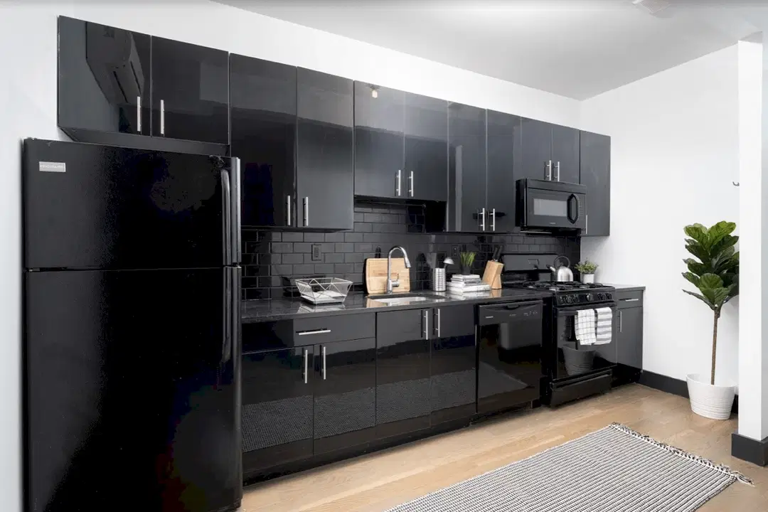 202 Scholes St, New York – Kitchen