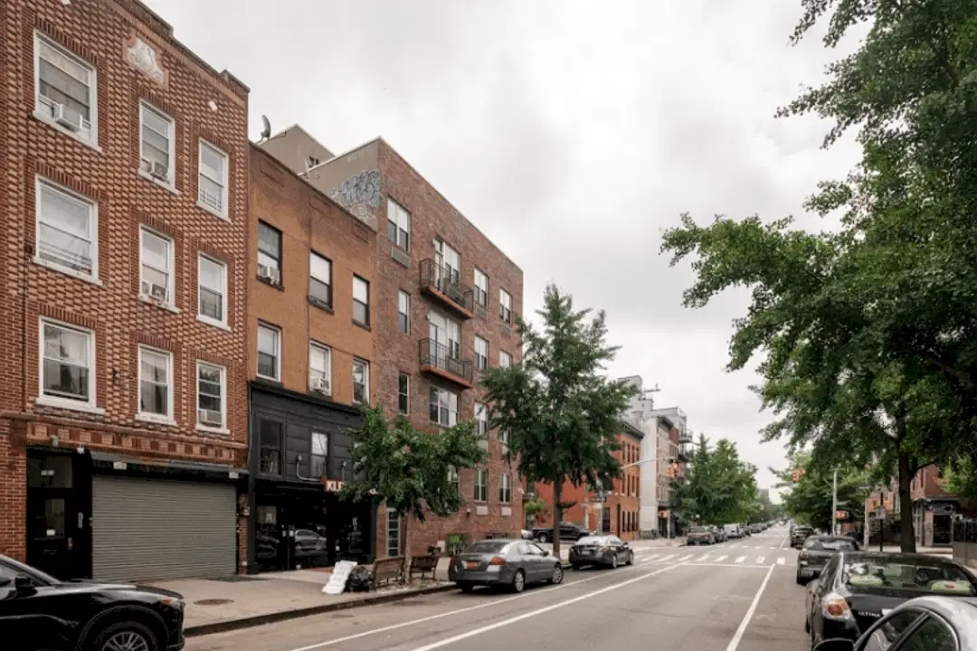 167 Tompkins Ave, Brooklyn – Exterior