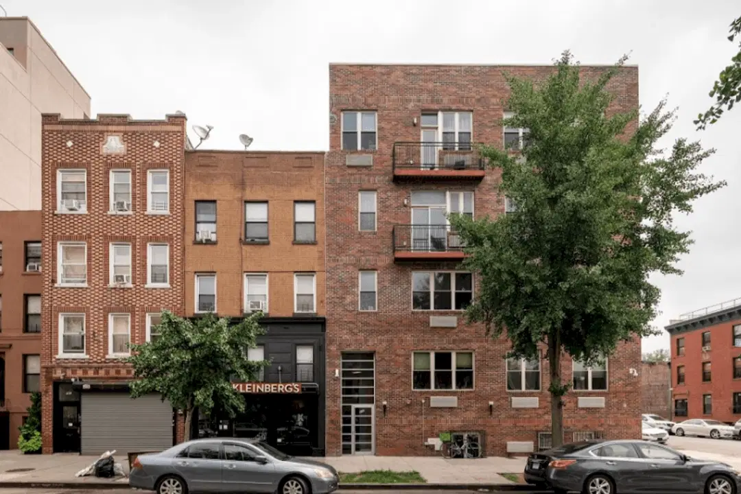 167 Tompkins Ave, Brooklyn – Exterior