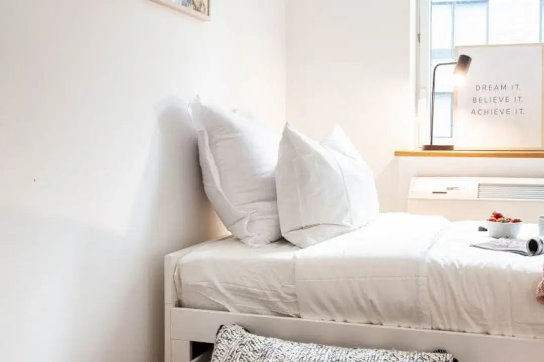 East 14th St, New York – Bedroom