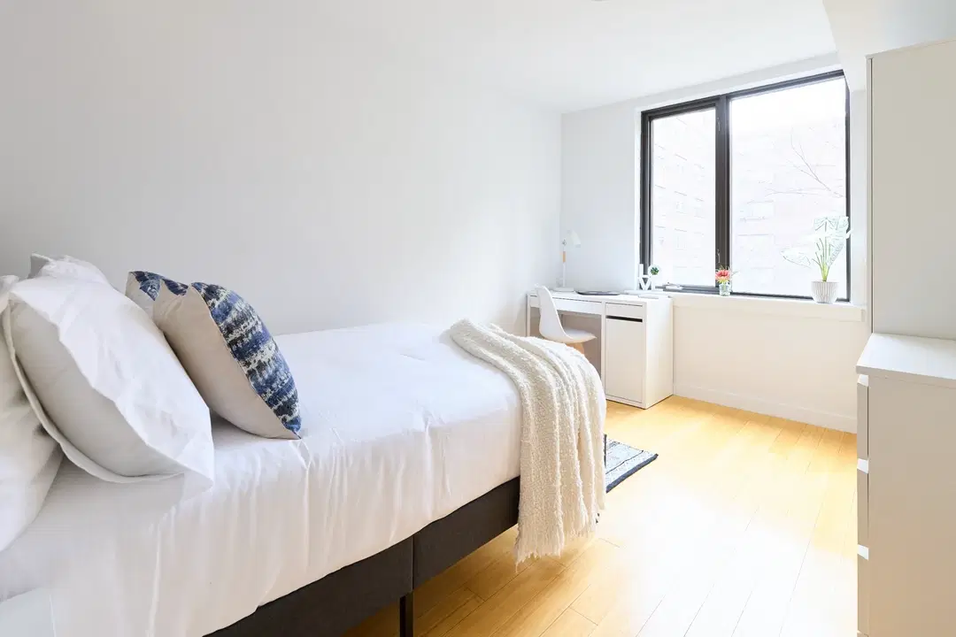 43 Avenue C, New York