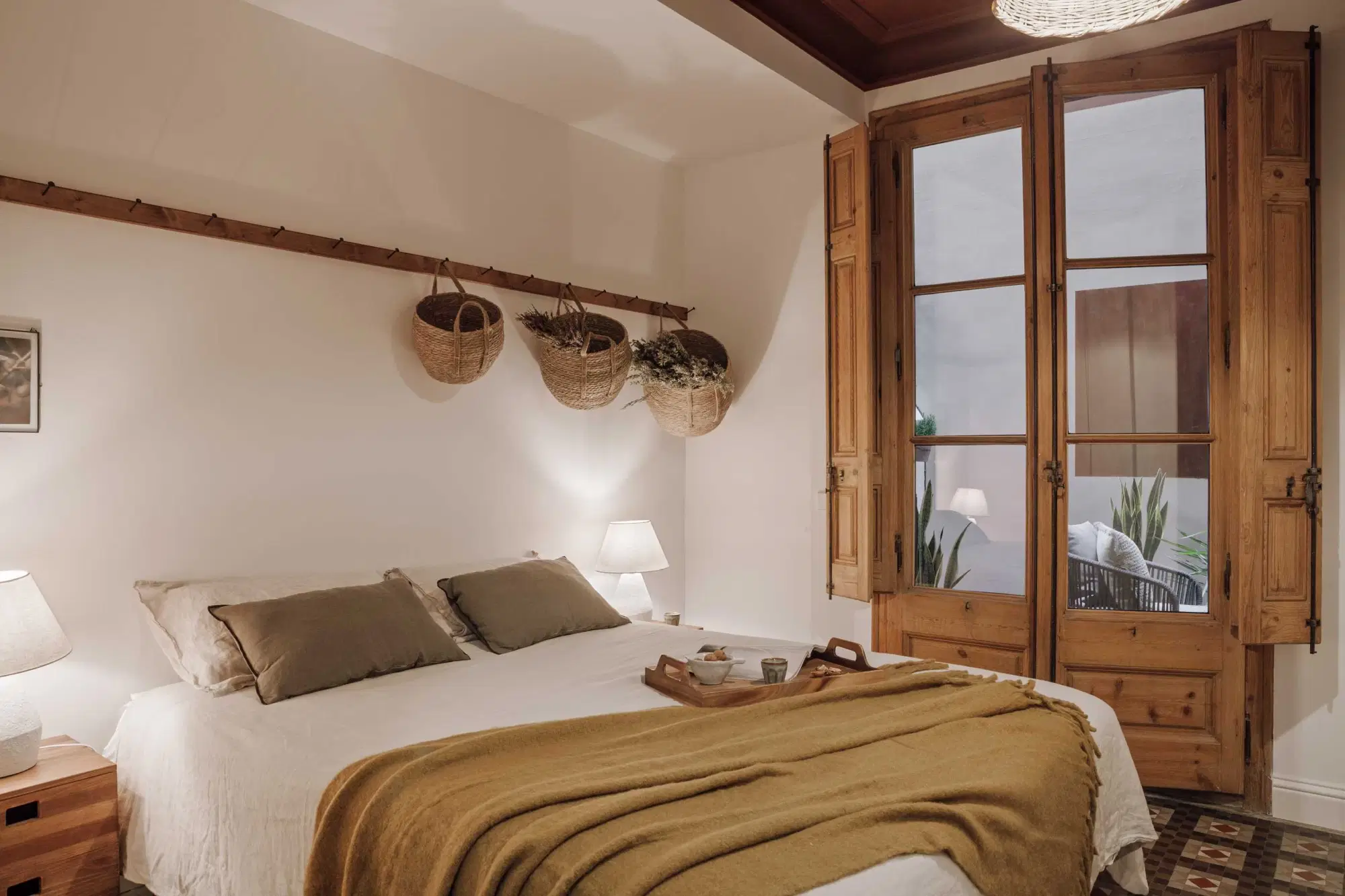 Uko 08001, Barcelona – 3 Bedroom 2 Bathroom - (ALAJAR)