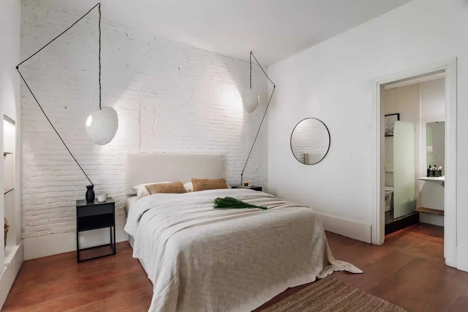 Uko 08009, Barcelona – 2 Bedroom 3 Bathroom - (ZUHEROS)