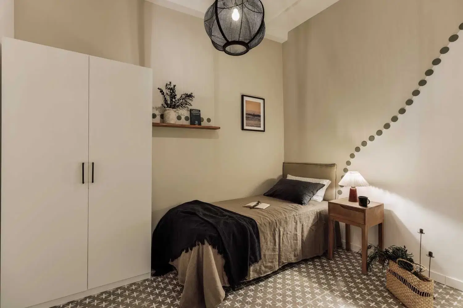 Uko 08012, Barcelona – 2 Bedroom 1 Bathroom - (YENDA)