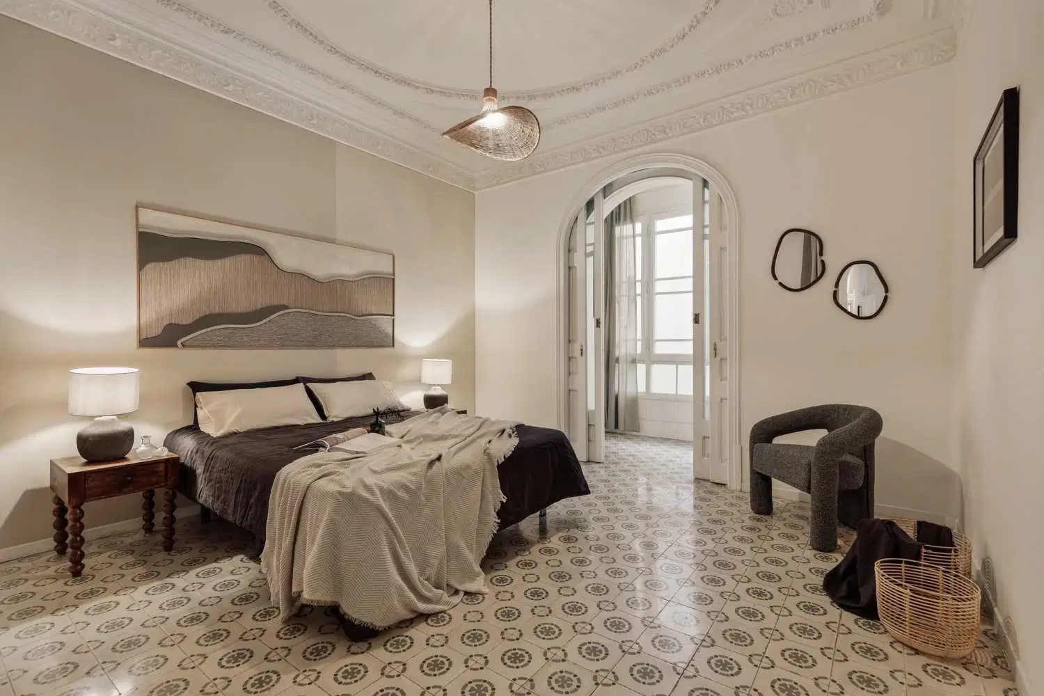 Uko 08012, Barcelona – 4 Bedrooms 2 Bathroom - (RINCA)