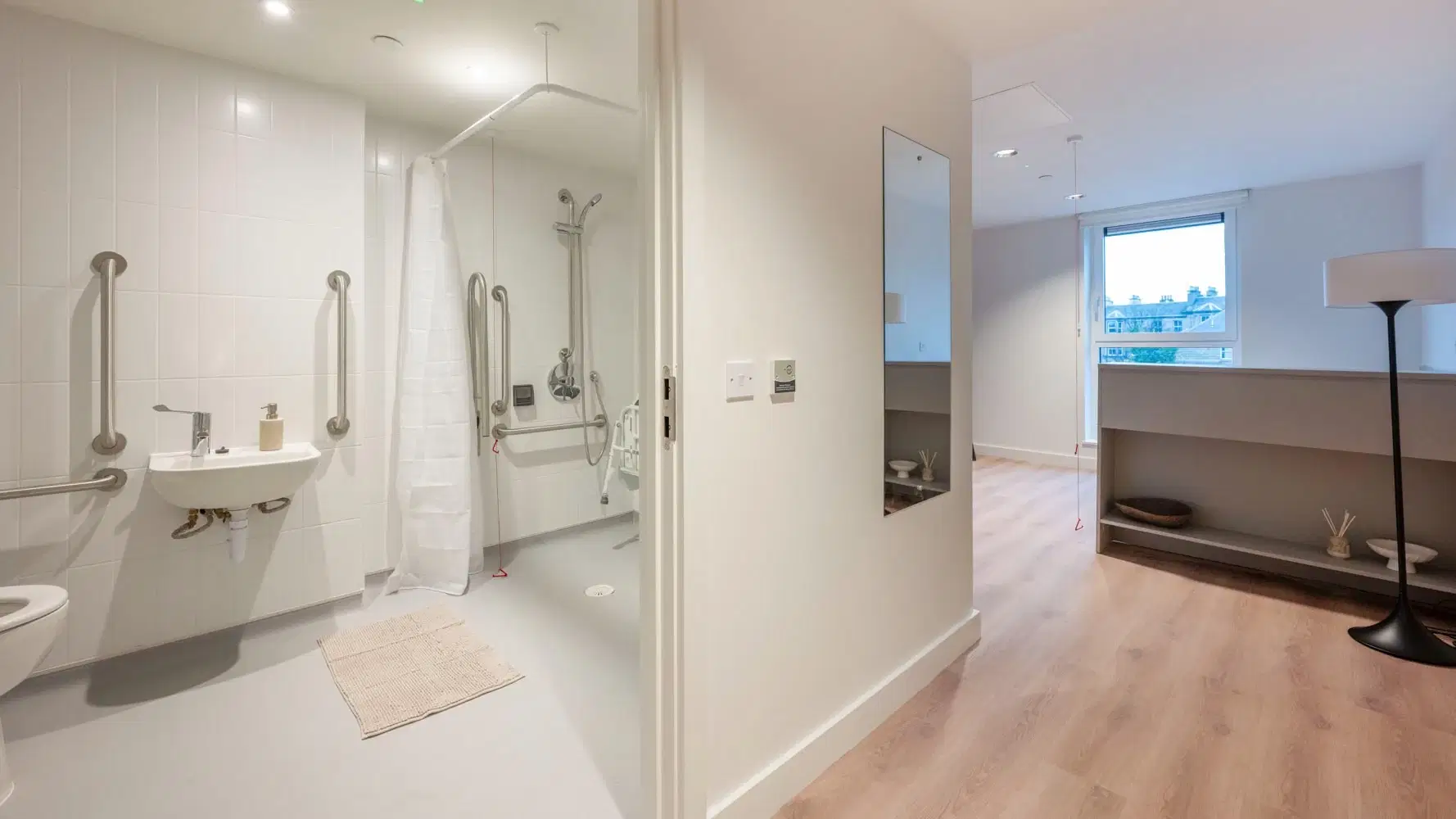 Straits Place, Edinburgh – Bathroom