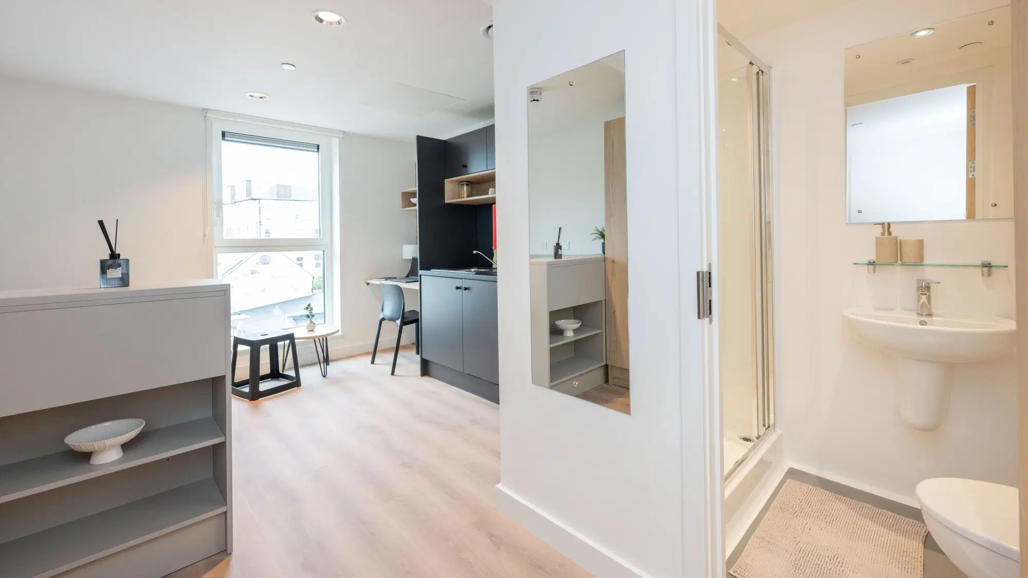 Straits Place, Edinburgh – Classic Studio