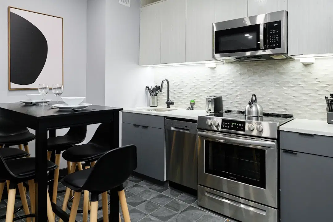 475 Grand St, New York – Kitchen