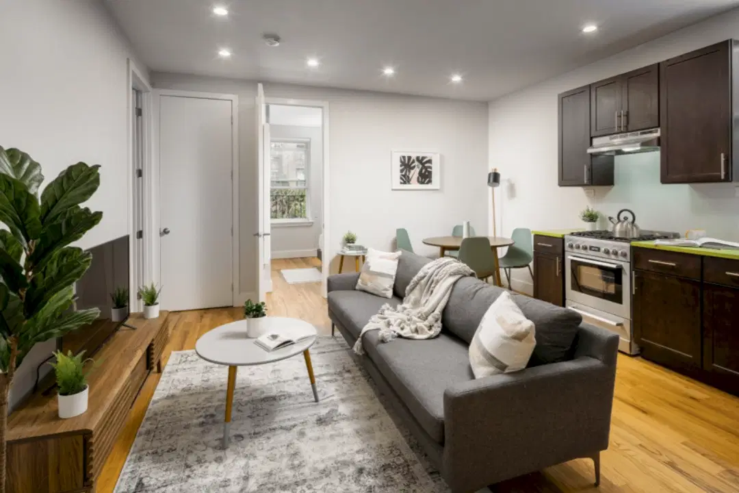 161 Maujer St, New York – Common Area