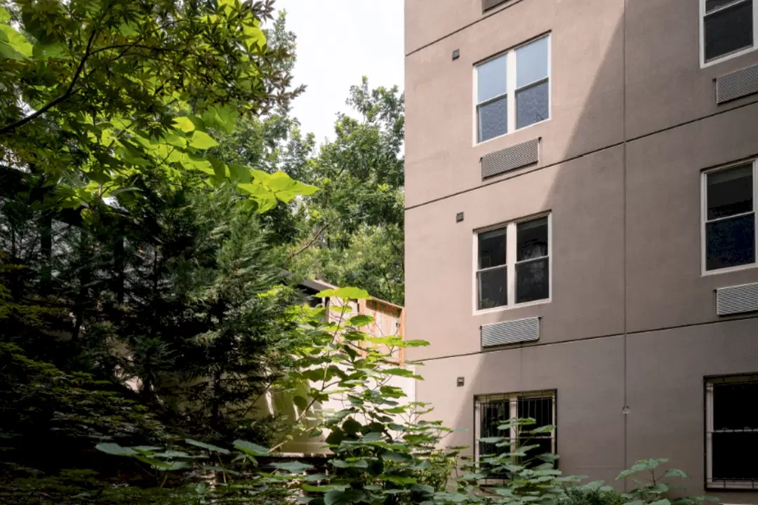 141 Hart St, Brooklyn – Exterior