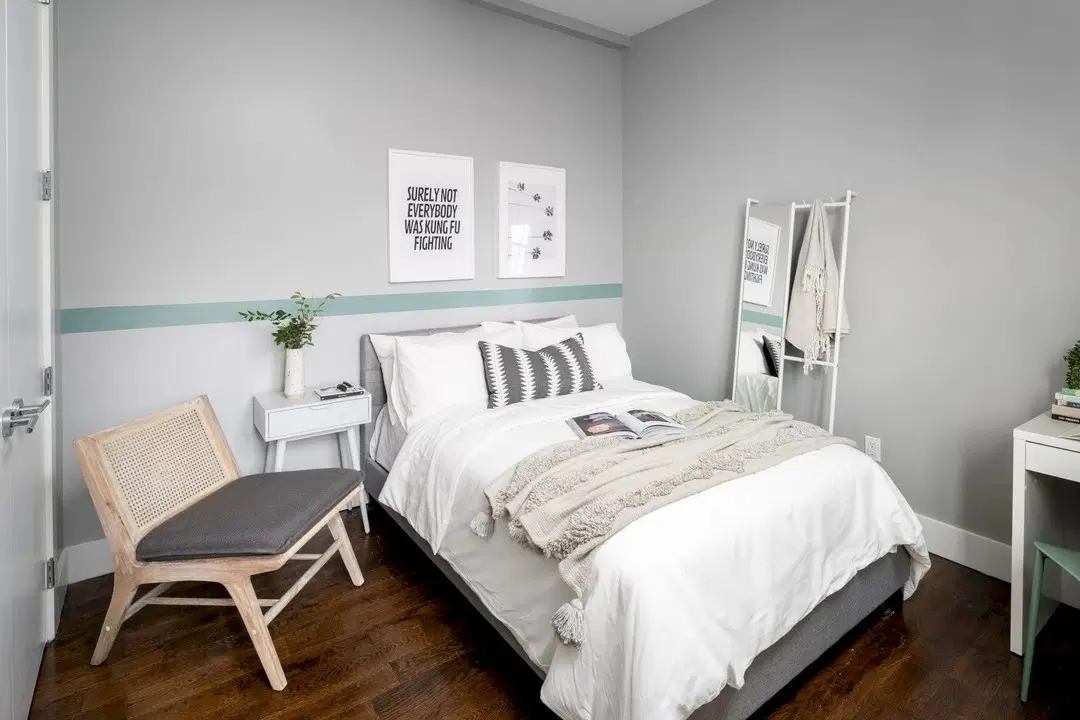 141 Hart St, Brooklyn – Private Room (5 Bed - 2.5 Bath)