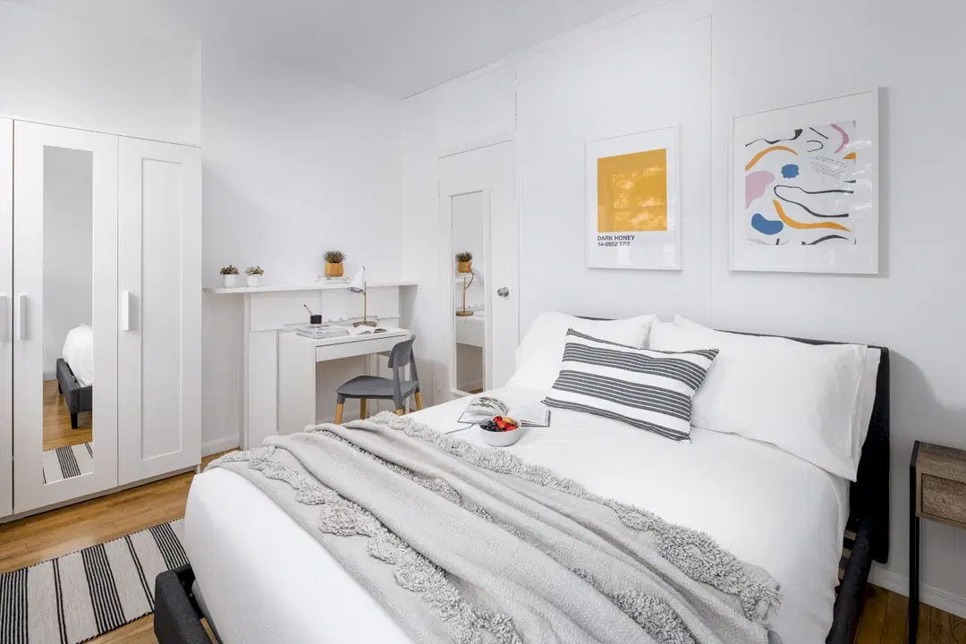 E 59th St, New York – Private Room (2 Bed - 1 Bath)
