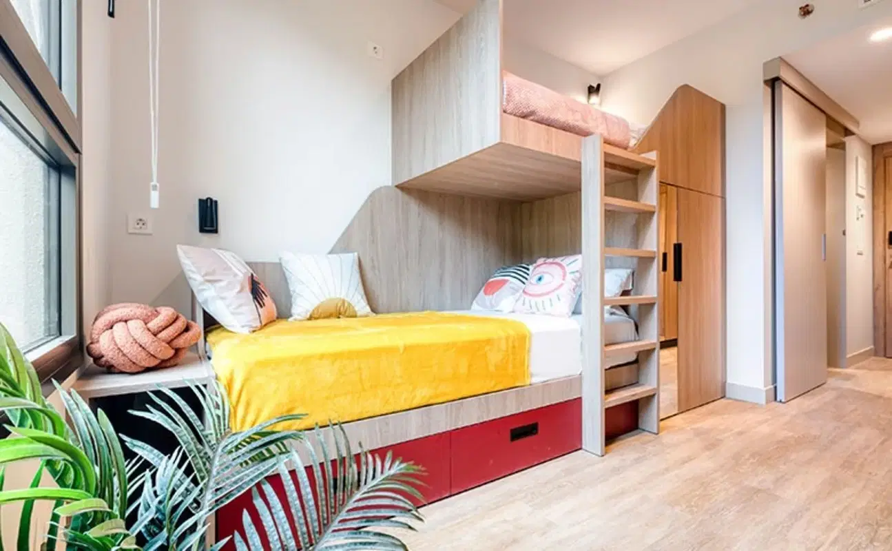 Livensa Living Barcelona Sants-Badal, Barcelona – Twin - Premium Male