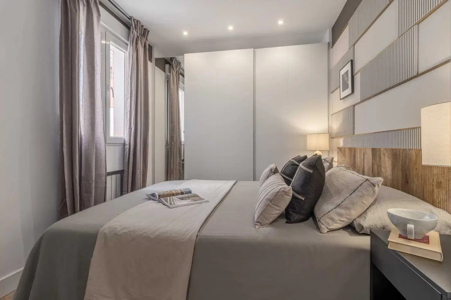 Uko 28009, Madrid – 2 Bedroom 2 Bathroom - (BLONDIE)