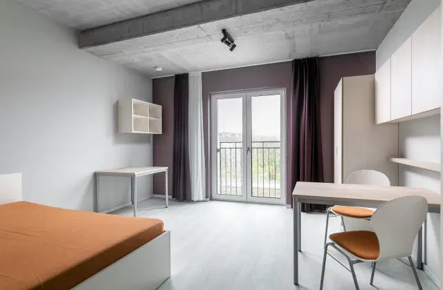 66 Monkeys - Mill Street, Berlin – Comfort