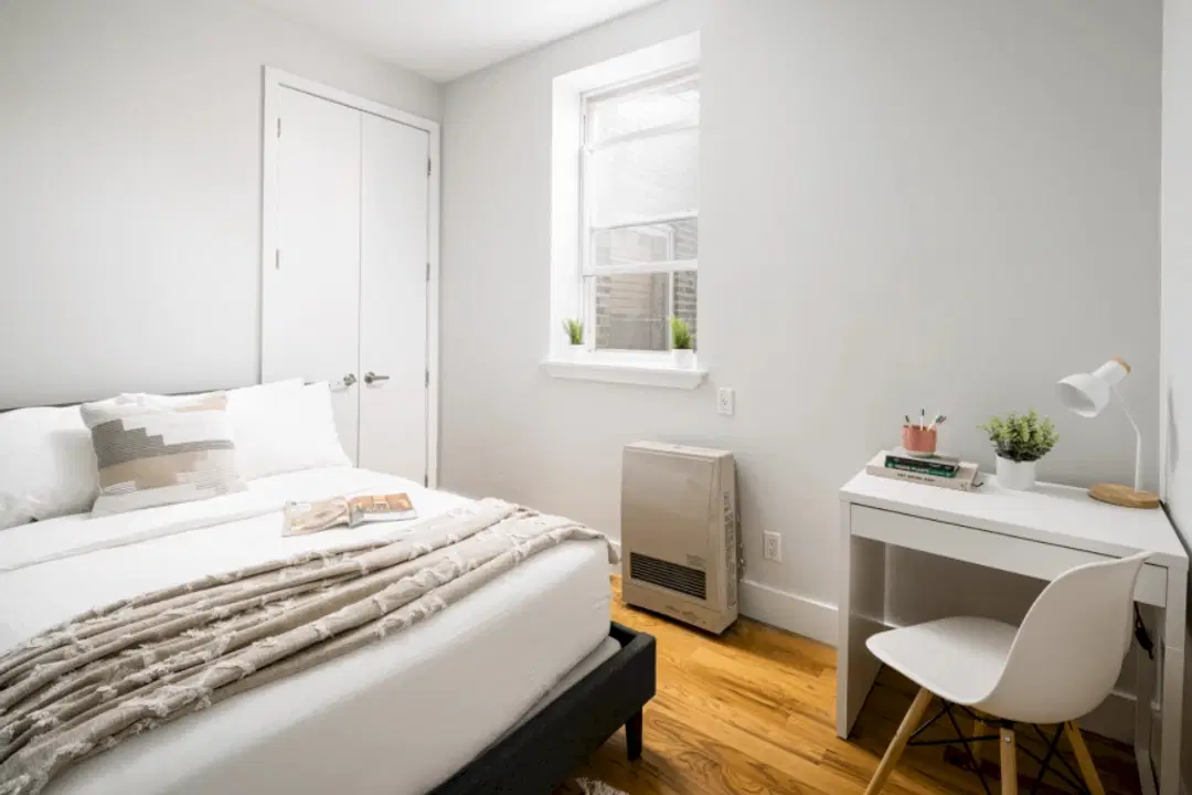 161 Maujer St, New York – Private Room (3 Bed - 2 Bath)