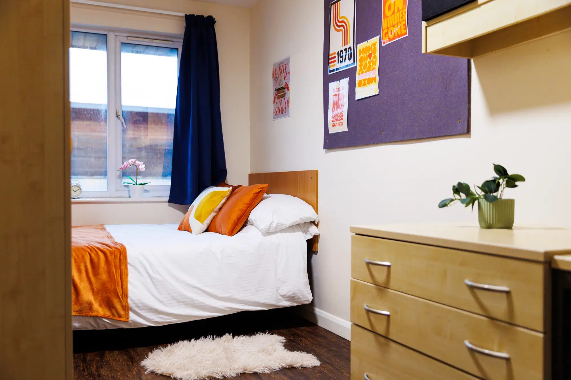Raleigh Park And The Village, Nottingham – Bronze Ensuite