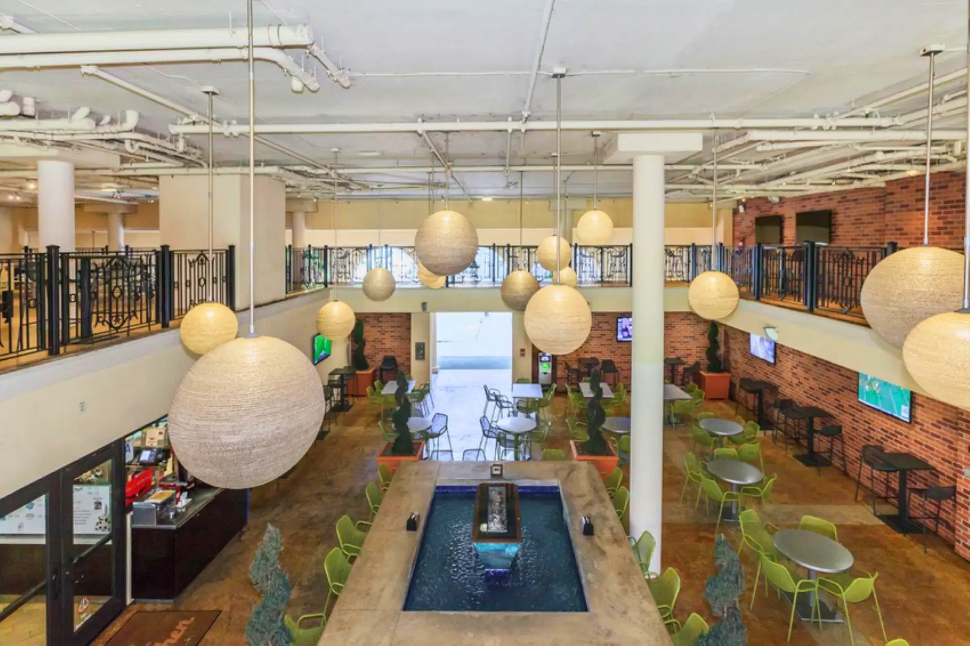 Lorenzo, Los Angeles – Common Area