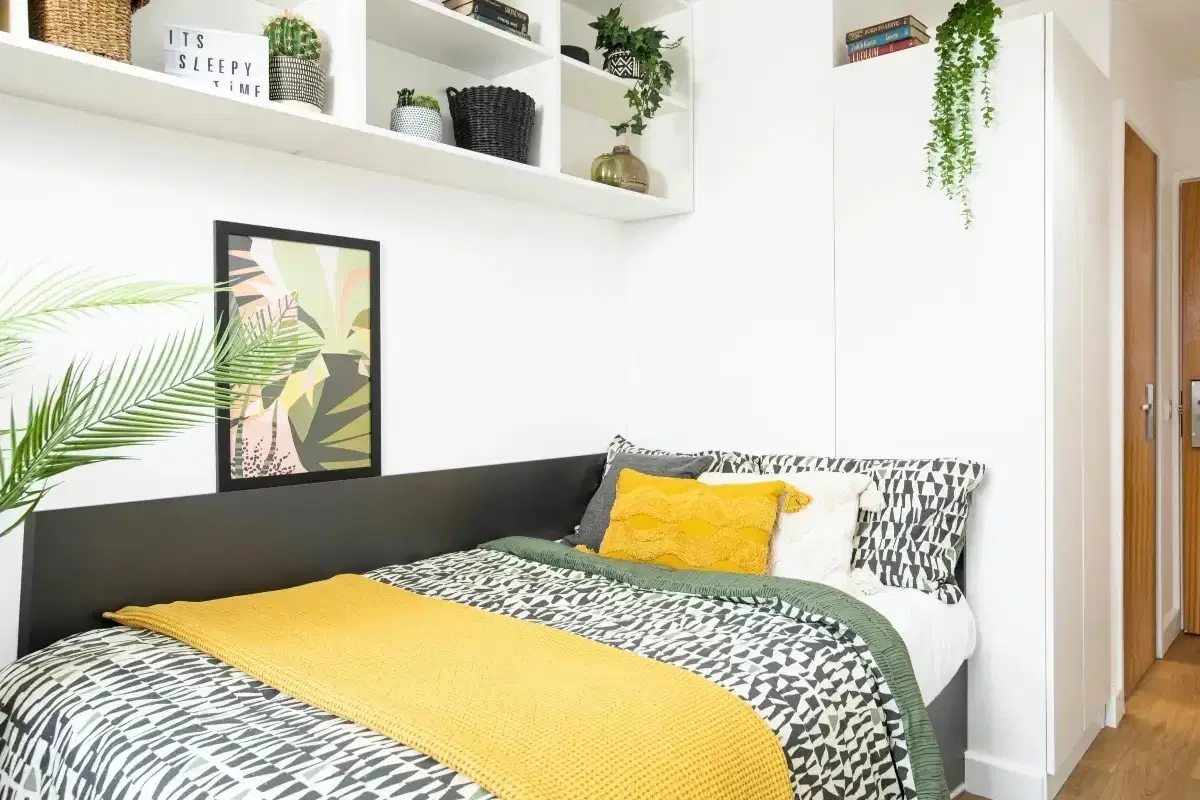 GoBritanya Piccadilly Court, London – Large En-Suite - High Level