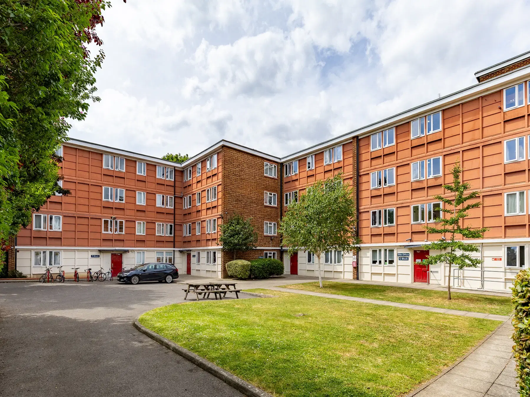 Brooke Hall, London – Exterior