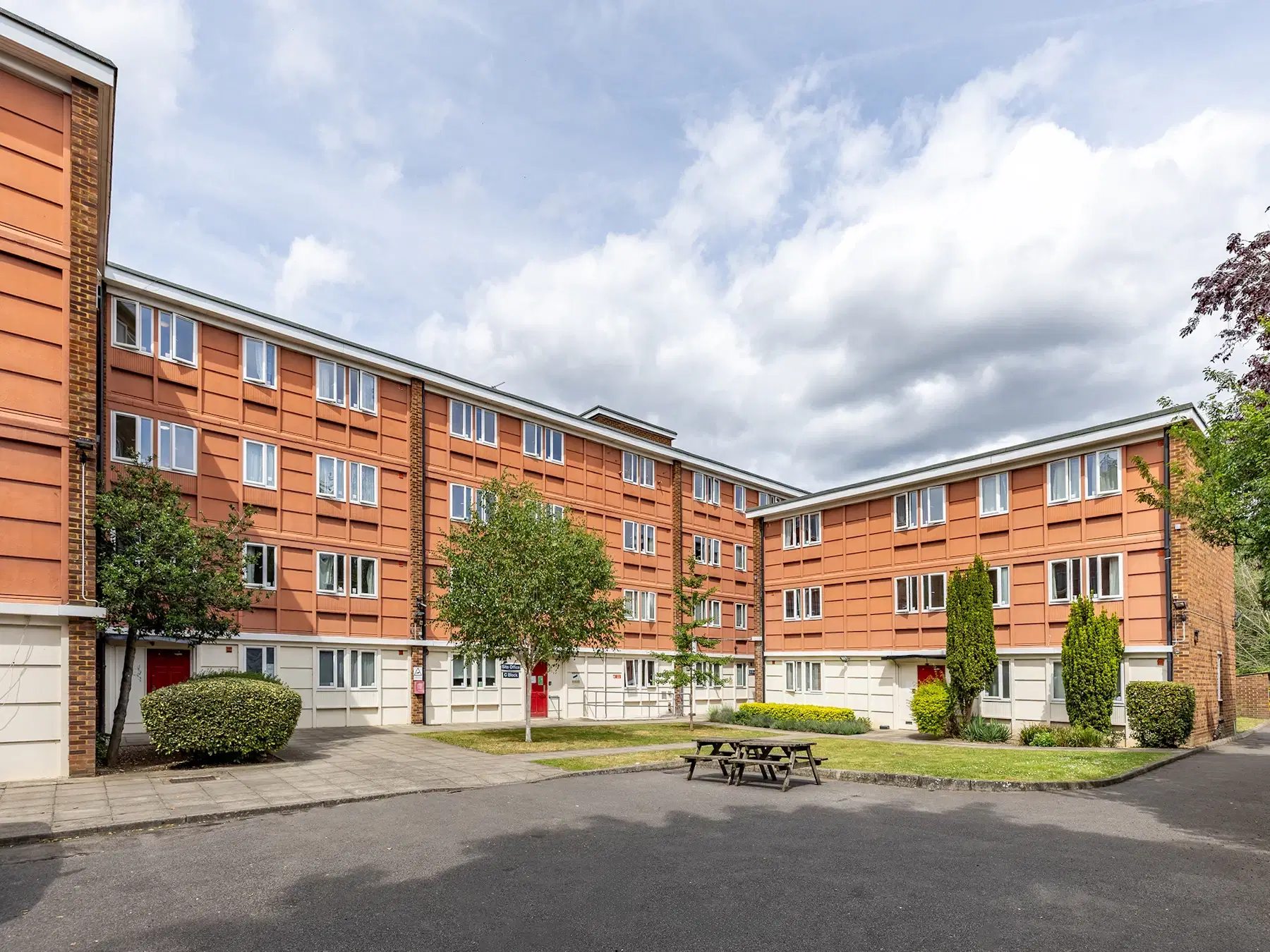 Brooke Hall, London – Exterior