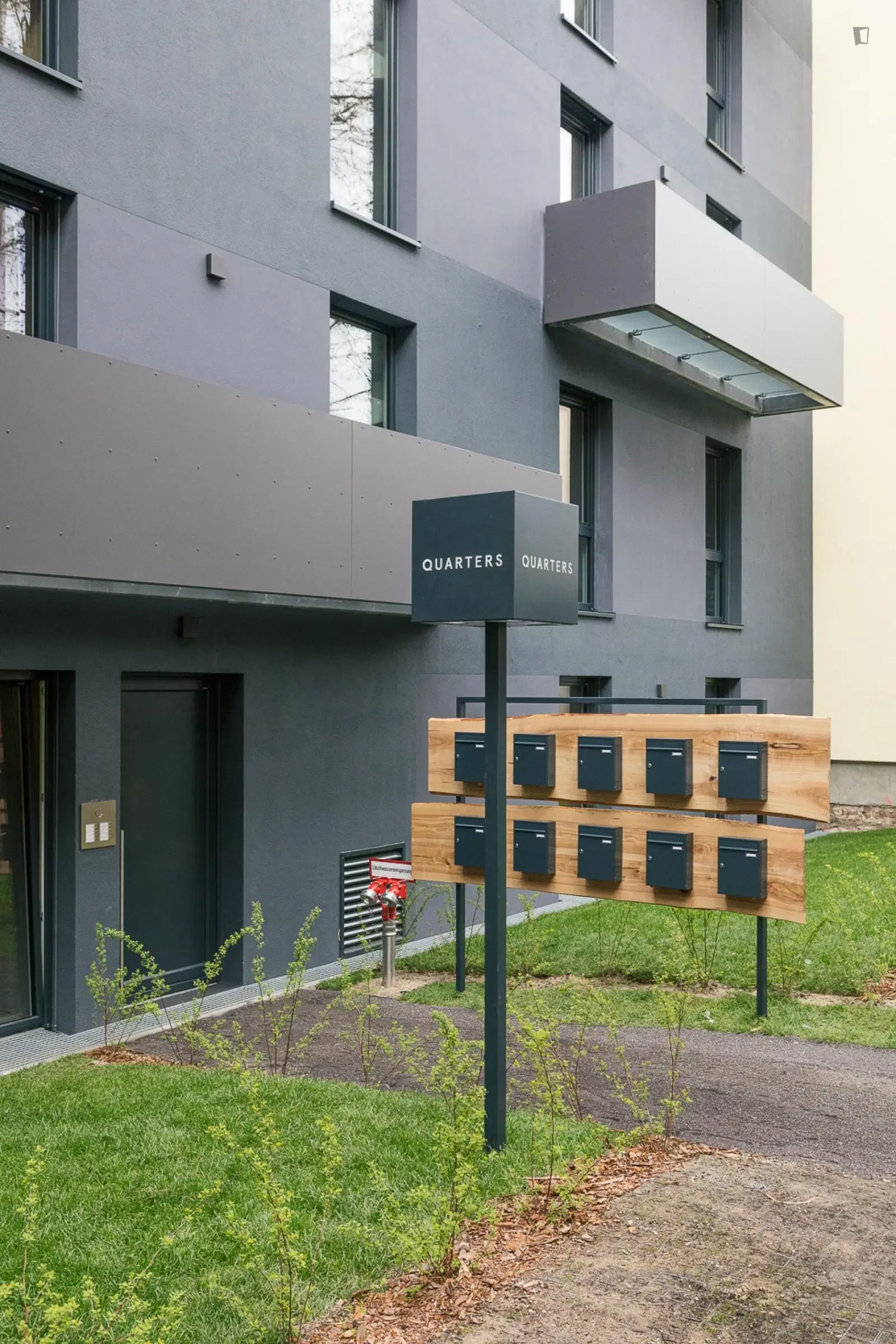 UNP 10551, Berlin – Exterior