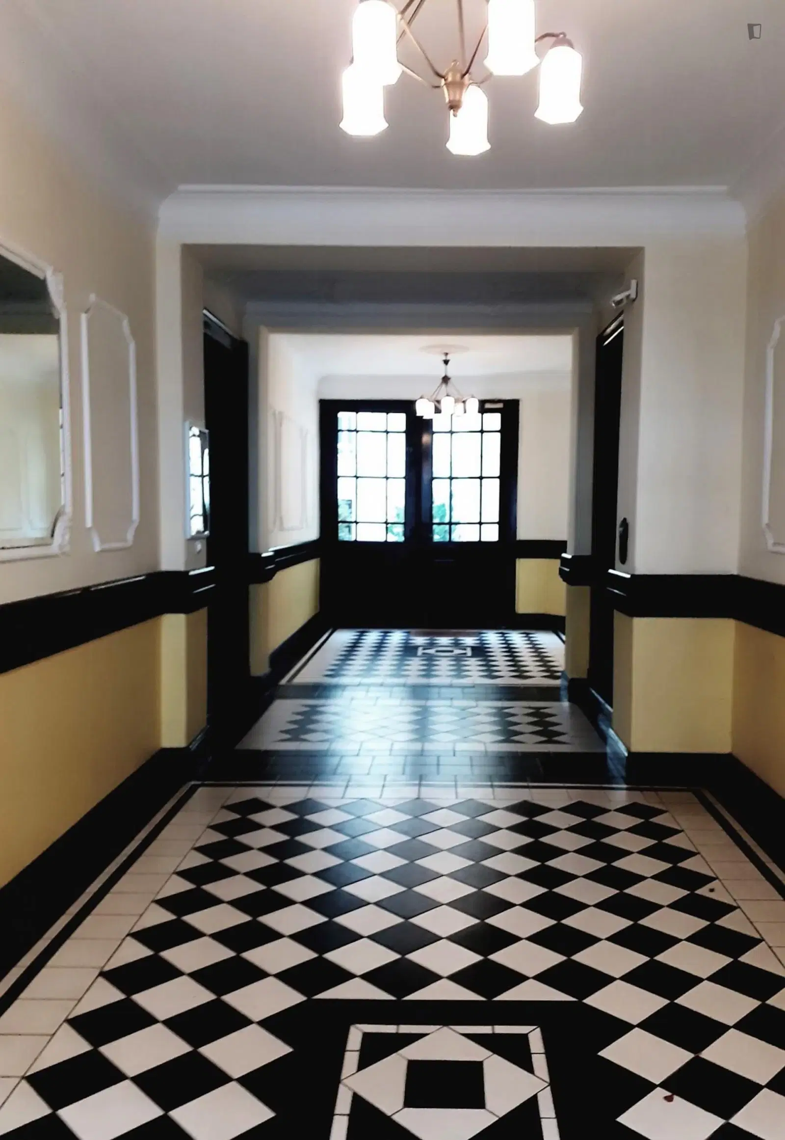 UNP 10627, Berlin – Common Area