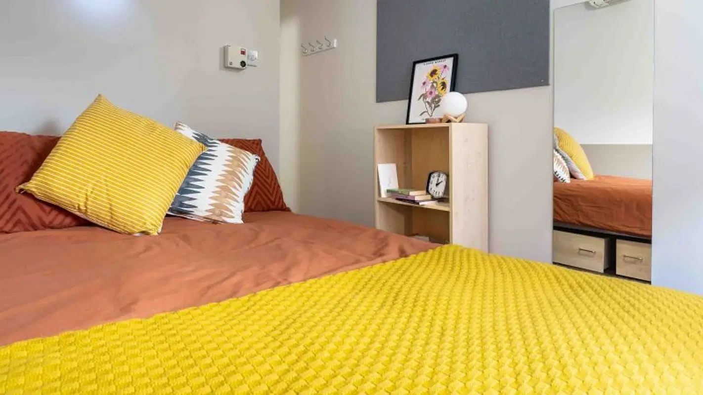 iQ Great Newton House, Liverpool – Silver En Suite-2627