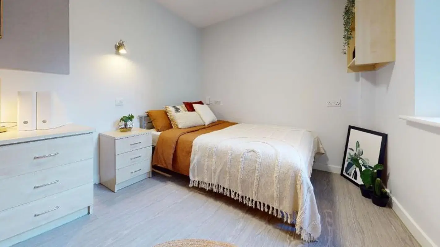 iQ Brocco, Sheffield – Bronze En Suite Plus-2627