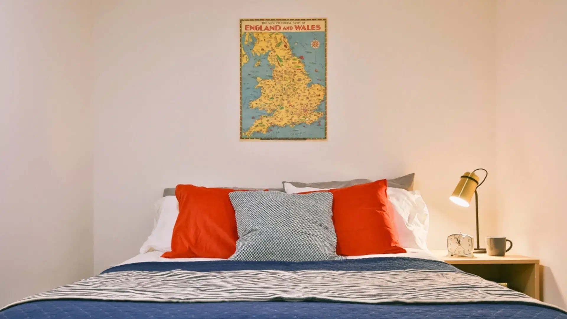 Pavilion Court, Canterbury – Classic Bigger 1-Bed Balcony - Apartment
