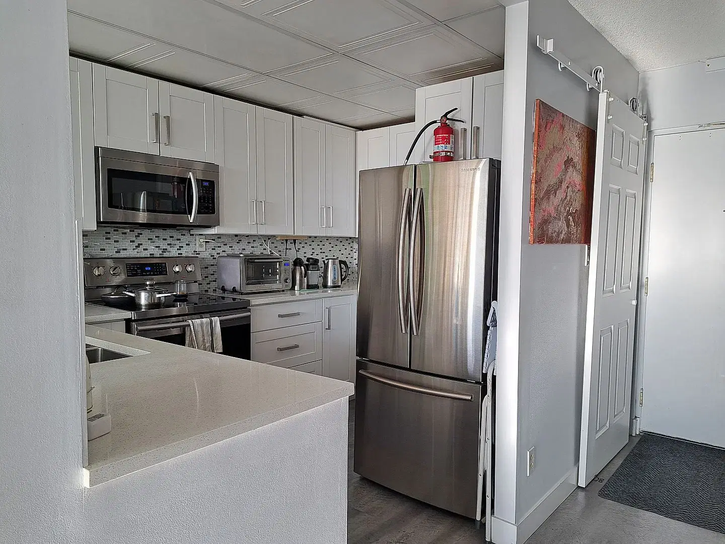SPR V3V4G1, Surrey – Kitchen