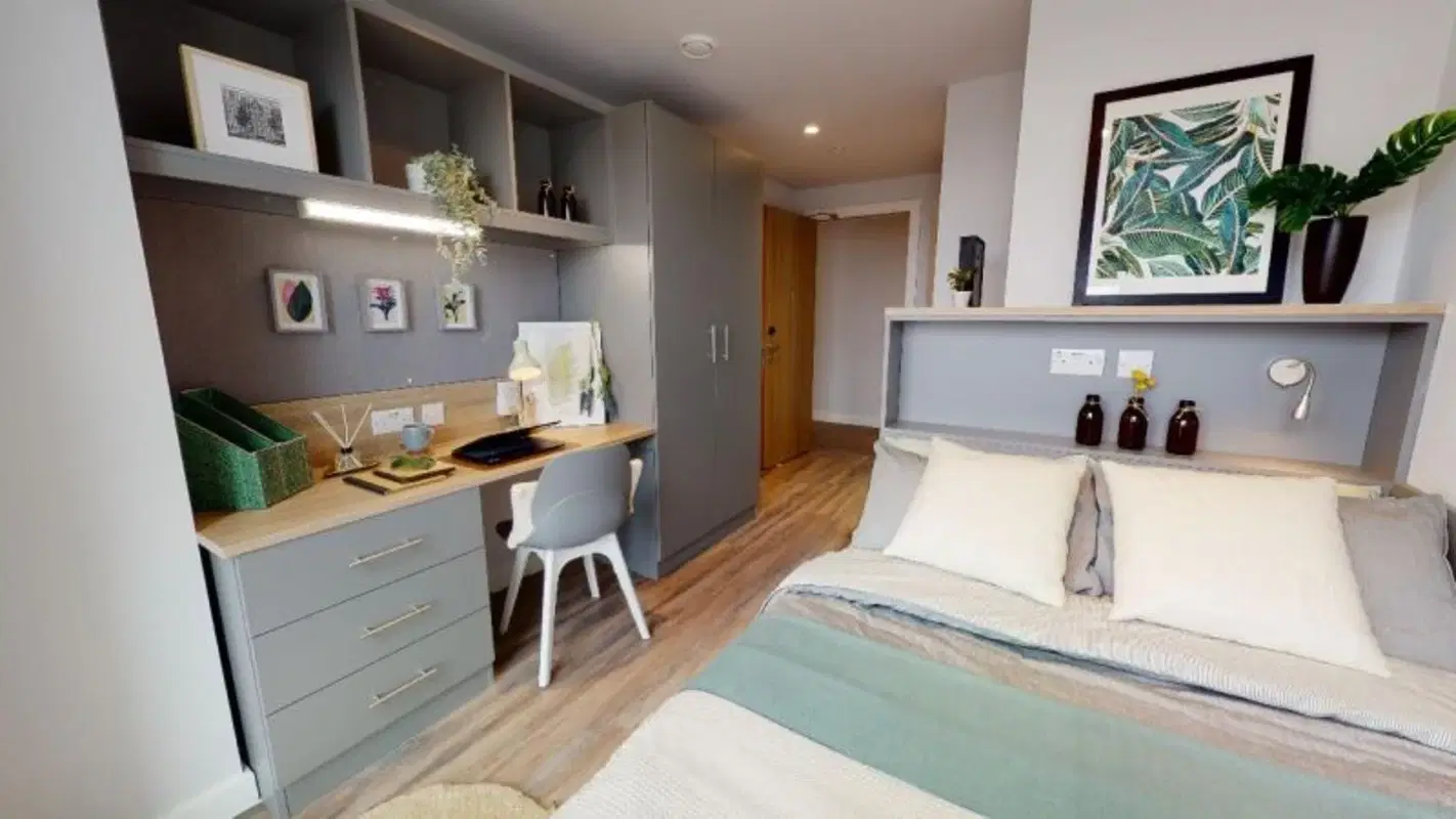 iQ Altus House, Leeds – Bronze En Suite-2627