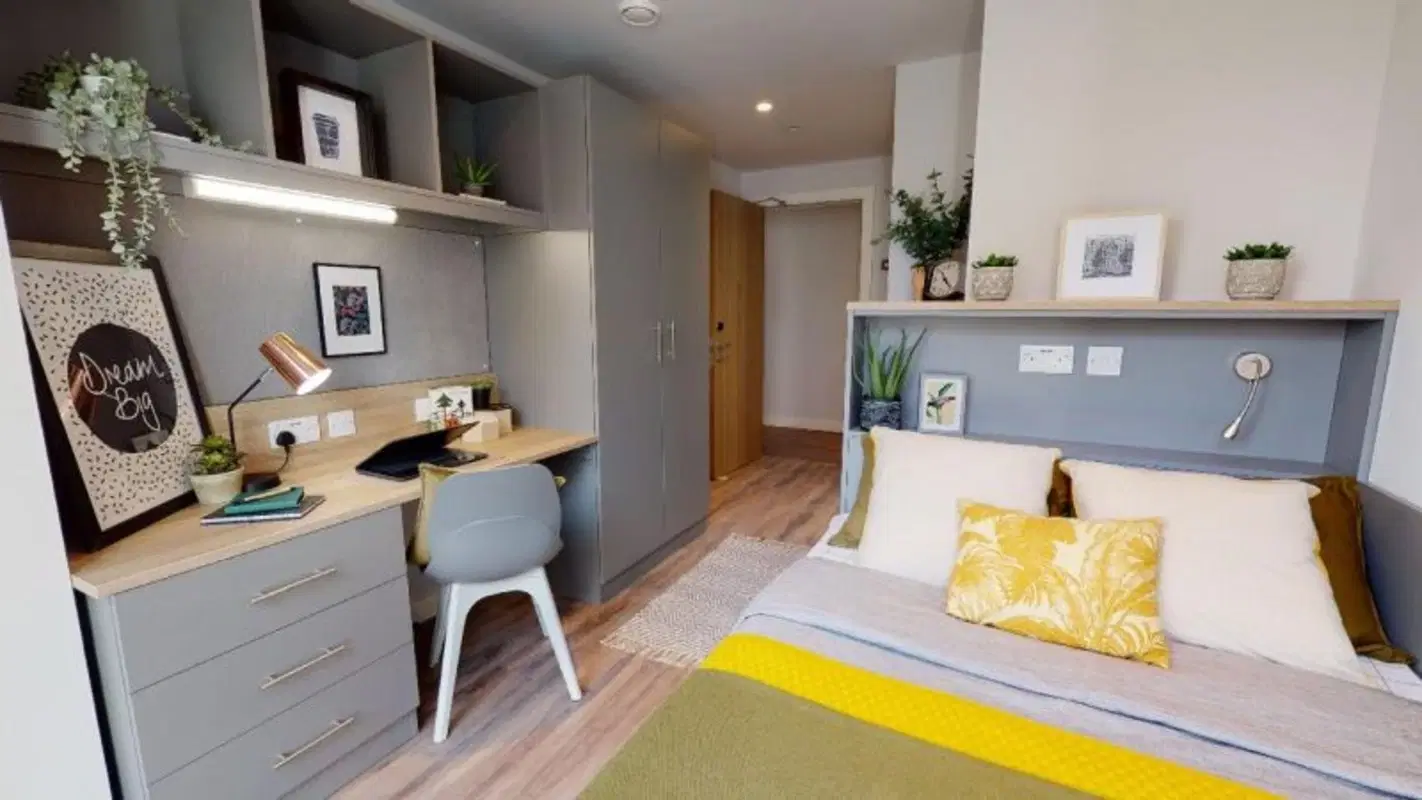 iQ Altus House, Leeds – Bronze En Suite Plus-2627